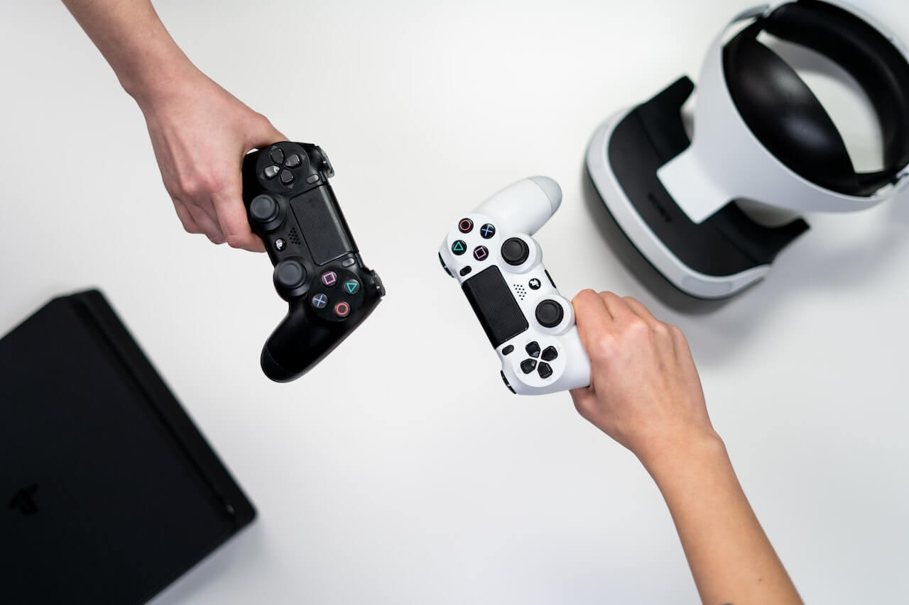Game controllers and vr pc